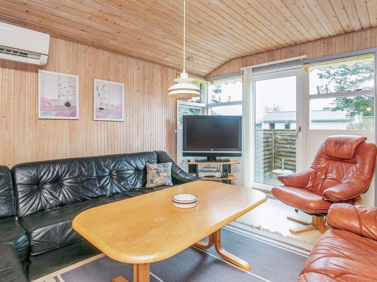 8 Person Holiday Home In Hesselager Luaran gambar