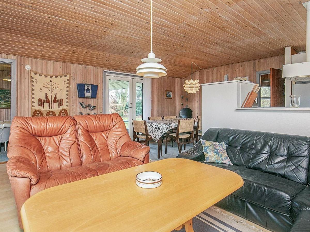 8 Person Holiday Home In Hesselager Luaran gambar