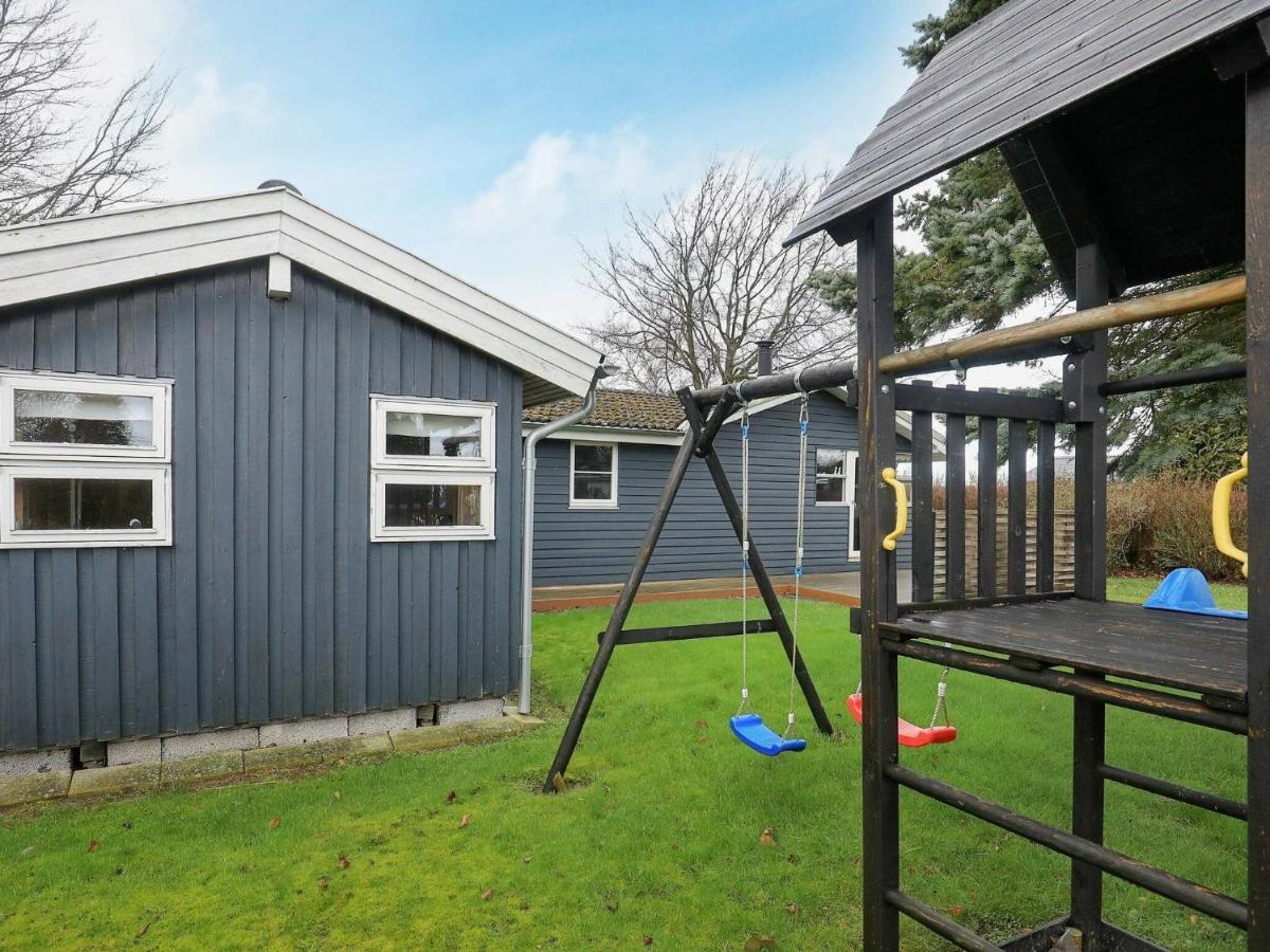 8 Person Holiday Home In Hesselager Luaran gambar