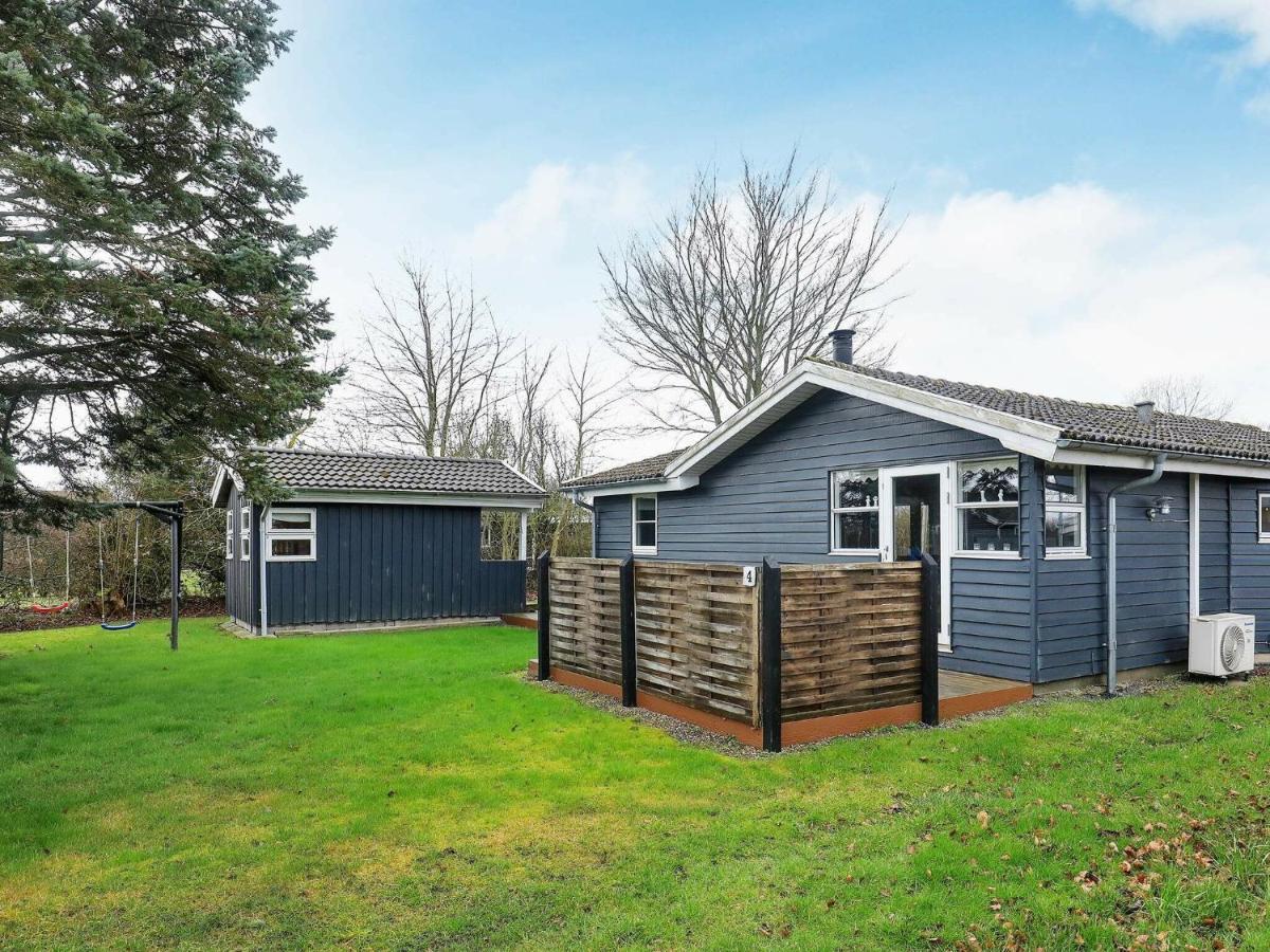 8 Person Holiday Home In Hesselager Luaran gambar